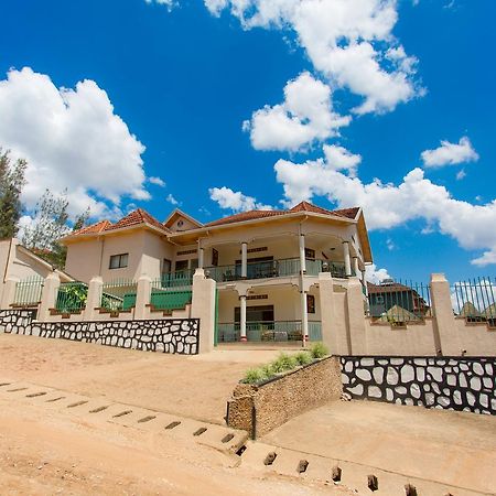 Auberge Saint Jean Leopold Kigali Bagian luar foto